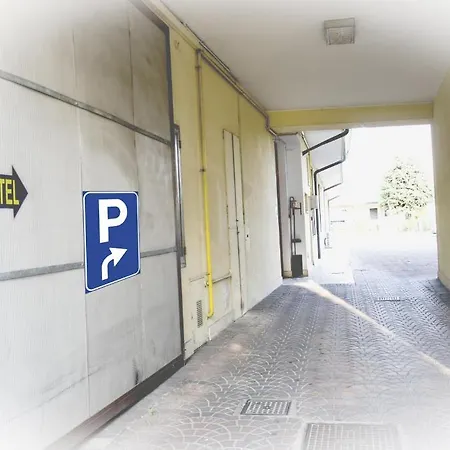 Alla Rosa Hotel 2*